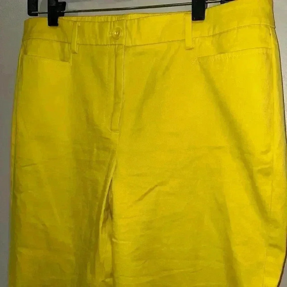 TALBOTS Perfect Skimmer Curvy Yellow Cropped Chino Pants Size 10P Petite - Picture 2 of 7